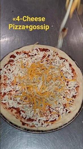 «4-Cheese Pizza in 60 Seconds! 🧀🍕»#shorts #pizza