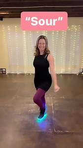 If you are 10 years old and choreograph a dance, your demo gets bumped to the front of the line!! #linedancer #linedancers #linedancing #linedancelessons #linedancinglessons #linedancing #linedance #choreography #talentedkids | Dance With Raquel- Couples/Line Dance/Choreography/Weddings