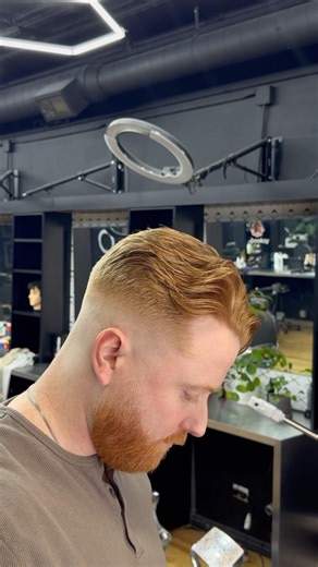 Slick back & mid fade 🫰🏻 #chicagobarber #haircut #fade #hairstyle #barber #chicago