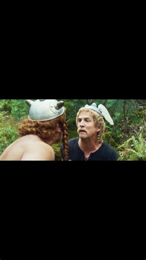 Découvrez un nouveau teaser inédit du film #AstérixEtObélixLEmpireDuMilieu de #GuillaumeCanet. Au cinéma le 01/02/23. #TrésorFilm #LesEnfantsTerribles