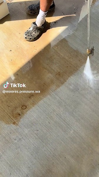 Moore’s Pressure Washing LLC on TikTok