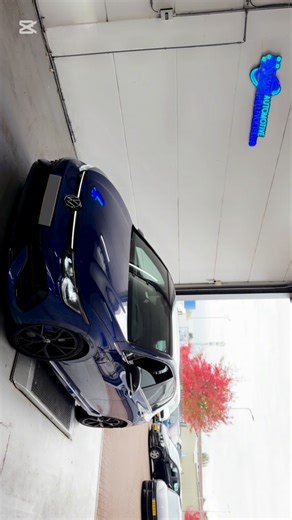 AMH Automotive Hellevoetsluis on Instagram: "Day in the life of a mechanic🔧 #volkswagen #garage #cartok #mechanic #mechaniclife Automotive Hellevoetsluis Stephensonweg 12📍 3225LW 0181-506561"