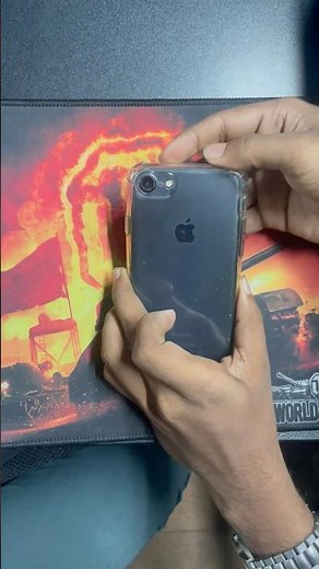 "How to Remove the Back Cover of an iPhone 8 | Easy Guide" #howto #iphone #dailydiy #viralvideo