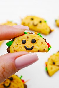 🌮✨ Warning: These tiny clay tacos are so cute, you might accidentally start a miniature food obsession. 😆💛 https://onelittleproject.com/clay-taco/ | One Little Project