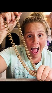 Get out!! Did you know you can CURL twine?! 😍 If you’re making pumpkins this fall and want that adorable little tendril touch… this trick is going to blow your crafty mind. 🤯 No fancy tools—just a dowel, some jute, and a little heat magic. It’s basically a spa day for your twine. 😂🍂Tag your fall-lovin’ friends and save this one—you’re gonna want curly twine on everything. #MyEclecticTreasures #FallCrafts #PumpkinSeason #JuteHack #DIYPumpkins #CurlyTwine #CraftyTips #AutumnVibes #HomeDecorDIY