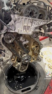 BMW N47 2.0 diesel timing chain replacement #bmw #timingchain #bmwn47 #mechanic #mechaniclife #mechanictips #mechanicproblems #diydaly #mechanicsofinstagram | DIYDaly