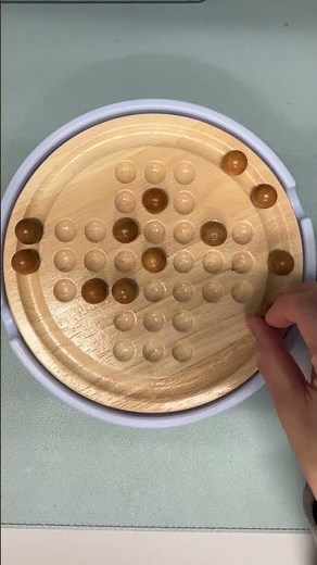 Easy Peg Solitaire Challenge! Can You Solve It? 🤔🎯