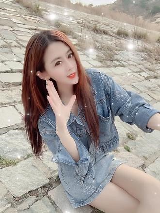 你好重新认识一下 88年 35岁 山东青岛 身高170cm体重98斤既然刷到了，不打算对我说点什么