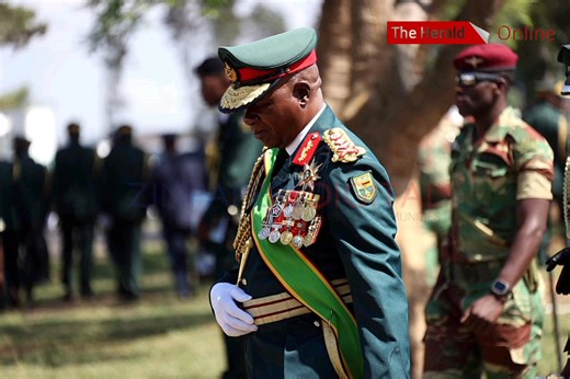 Commander-in-Chief of the Zimbabwe Defence Forces President Mnangagwa today presided over the hand over-take over parade for the outgoing and incoming Commander of the ZDF at Charles Gumbo Barracks in Harare. 📸: Believe Nyakudjara | The Herald-Zimbabwe