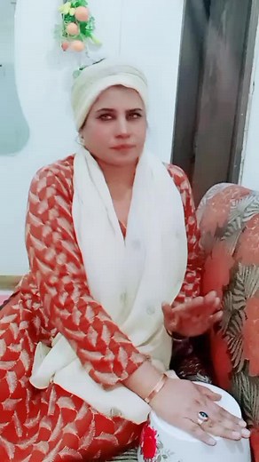 Creative Crafts Using a White Bucket