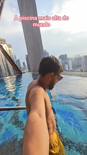 A piscina mais alta do mundo, fica muito alta. Na Malásia, Kuala Lumpr, tem coragem? #reels #piscina #Malásia | Alvaro Fernandes