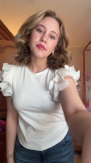 Lark (@lark_wedontknowher)’s videos with original sound - Dr. Bryanlicious2