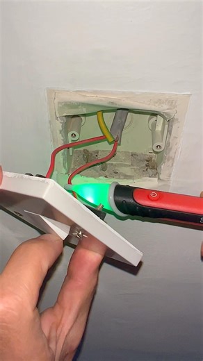 No Neutral? This Dimmer Doesn’t Care! 🫡