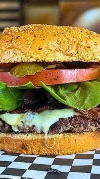 Recipe: RED, WHITE & BBQ BURGER | Char-Broil
