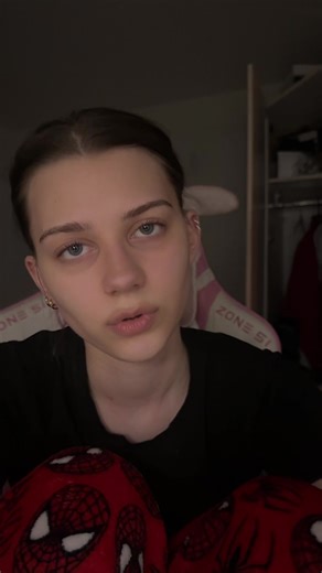 Vidéos de Ляся (@lyasyaboy) avec оригинальный звук - 𖣂︎