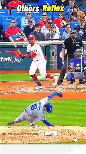 Normal reflexes vs ACTUAL GOD MODE. (Spot the difference) 👀