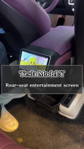 Tesla modely rear entertainment screen, so that passengers can also use the screen #Tesla #Teslamodely #rearentertainmentscreen #Teslaaccessories