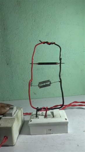 🚷Is graphite a good conductor of electricity🤔Let's test. Science experiment| Electrical engineerng
