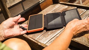 Stromversorgung beim Camping mit Solarenergie unterstützen