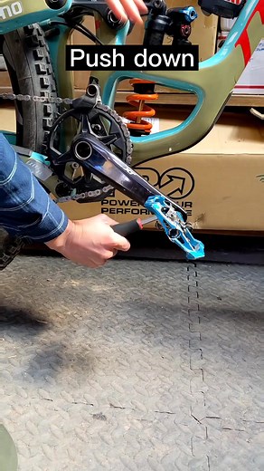 Syd Fixes Bikes on TikTok