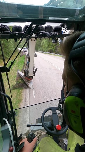 Satisfying Operations of Liebherr Excavators in Action