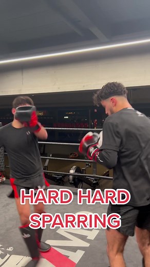 #boxing #kickboxing #kickboksen #fyp #knockout #fighter #training #kickbokser