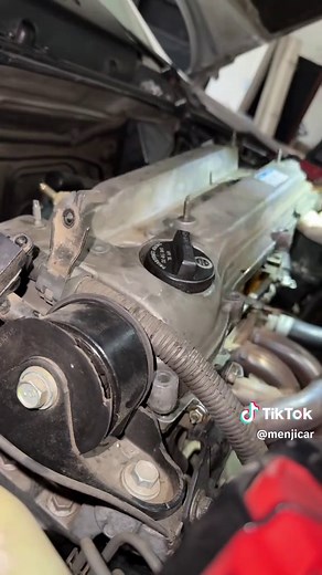Toyota Camry Valve Cover and Serpentine Belt Replacement | Car Maintenance Guide