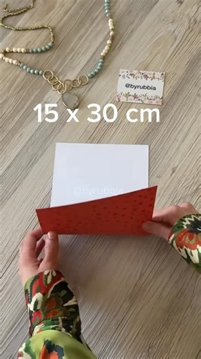 Rubbia on Instagram: "6 creative ways to make pyramid gift boxes, perfect for party favours, treats, or thoughtful gifting. #fyp #gift #byrubbia #giftideas #tutorial #instareels #diy #ideas #giftwrapping #origami #favours #partyfavours #treats"