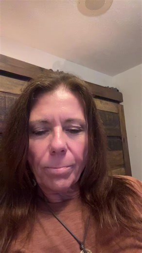 Join me live Monday, March 9 12 o’clock noon EST. Answering all of your behavior questions. Reactivity, barking, fighting, biting! #dogbehavior #dogtrainingadvice #dogtok #DogPsychology101 #standaretopost @Stan