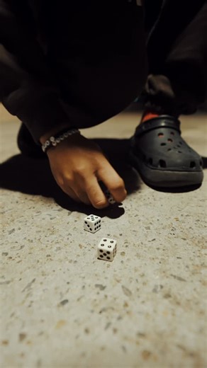 “JJ” LA TENDENCIA 🥇 on Instagram: "JUST IN 😆🆕 RESTOCK ON “ @ALO “ SWEATSUITS QUARTER ZIPS / PULL OVERS & ZIP UPS AVAILABLE NOW 🏌️‍♂️‼️ • RUN DONT WALK 🏃🏽‍♂️💨"