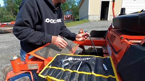 1.4K views · 81 reactions | Reach any grease fitting on any machine. Eight quick-connect adapters allow access to hard-to-reach grease fittings. As seen on TruckU on the Motortrend Channel! | LockNLube | Facebook