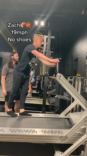 #run #running #speed #fast #athlete #fitness