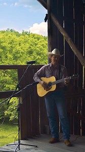 I SLEEP LIKE A BABY 🗣️ #classiccountry #countrymusic #ineverlie | Zach Top