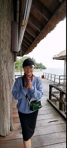 2.4M views · 10K reactions | អរគុណចំពោះការស្រឡាញ់របស់បងប្អូនទាំងអស់គ្នា  | Aok Sokunkanha - ឱក សុគន្ធកញ្ញា | Facebook