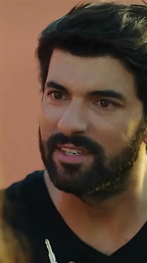 152K views · 9.2K reactions | Quien recuerda esta pela iconoca de Omer y Elif? Pobre capitán le mintieron. | Engin akyürek Fans Latinas | Facebook