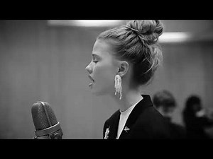 Emilio Piano ft Lucie - Maison - The song that stopped the world🎹✨