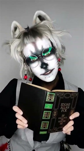 I turned into a raccoon!! 🦝