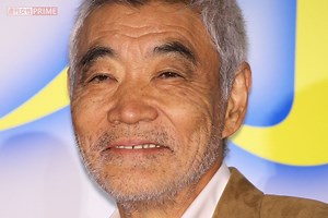 柄本明、下北沢のアトリエで『劇団東京乾電池』江口のりこや柄本佑・時生兄弟も出演の「朝9時の無料朗読会」を開催する理由 | 週刊女性PRIME