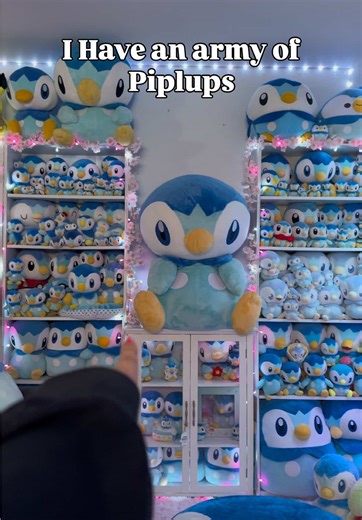 The Piplup Army 🪖🐧 Happy Tuesday ✨ Hope you all are doing well 🩵 Super busy day today 😮‍💨 We are a couple days away from the pokemon 30th anniversary 😩 some special thing I want to do to my room so stay tuned ❤️ #piplup #pokemon #piplupplush #gamerroom #collection Nintendo | Pokemon collection | Piplup collection | gamer room | collection | Piplup fan | Piplup biggest fan | Super Mario | Zelda | childhood nostalgia | gamer setup | Cozy Room | PC setup | pc gaming | pink gamer setup | gamer