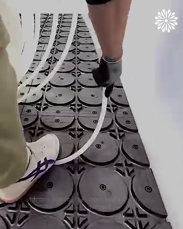 5.4M views · 26K reactions | How to install heat under laminate flooring | MetDaan Corner | Facebook
