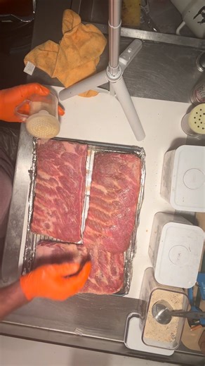 Want to impress your game day crowd ? Use our 3 rub method for the most amazing ribs ! #bbqlife #warpig #foodiegram #foodie | Warpig BBQ