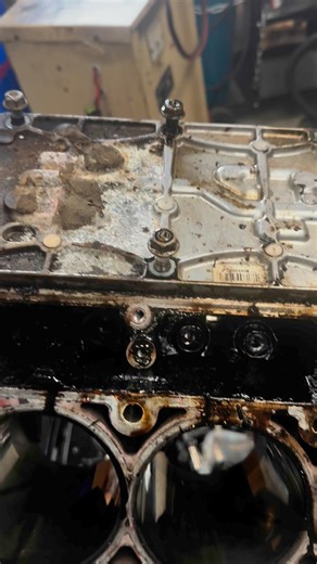 19K views · 74 reactions | L76 full of sludge, ready for a rebuild #Ls #performance #machineshop #enginebuild | Oztrack | Facebook