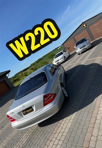 Mercedes S500 W220: A Classic Review