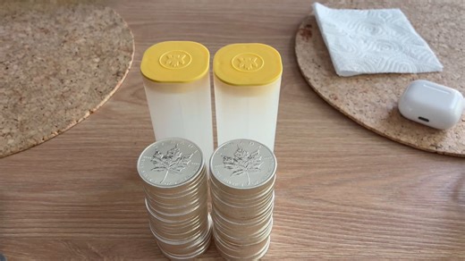 Are 2009 #Silver Maple Leaf coins actually thicker than the newer 2012?
