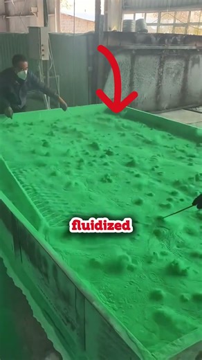 How people use liquid powder to coloring metal things.