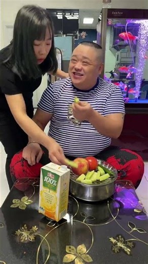 I have absolutely no status at home 😭 #funny #funnyvideo #funnycouple