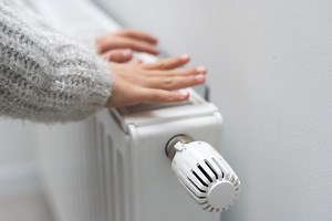 Radiateur froid en haut ou froid en bas : pourquoi il faut s’inquiéter (et comment y remédier)