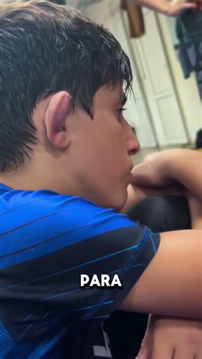Telinga Petarung Cilik Ini Berubah Karena Latihan Keras!