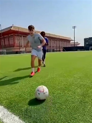 Daily Football Skill Move Tutorial for Soccer Enthusiasts