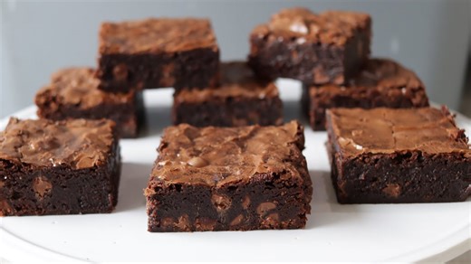 How to make fudgy brownies | Amazing homemade brownie recipe